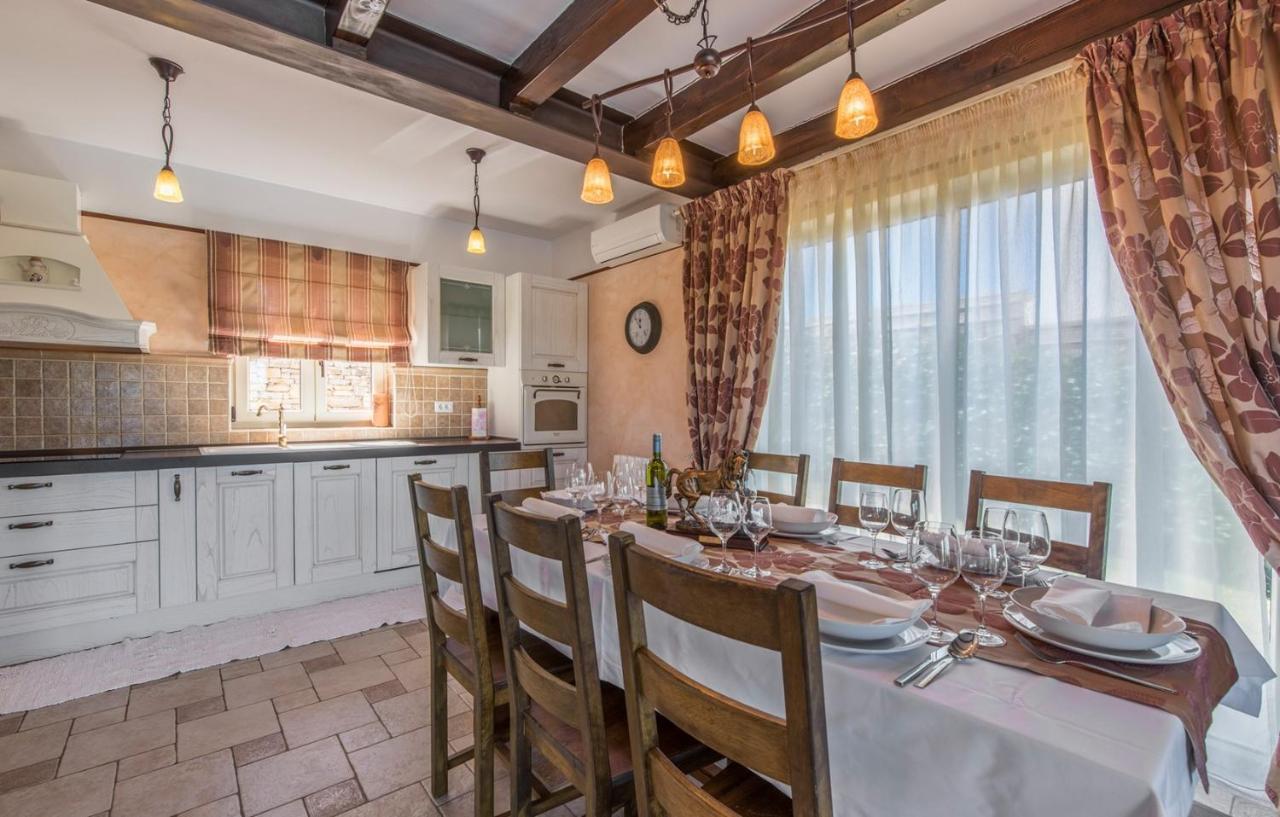 Villa Sana Selina Eksteriør bilde